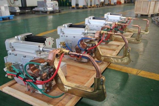 Máy điện nhỏ gọn 280V 160KVA Servo Gun Spot Welding tự động
