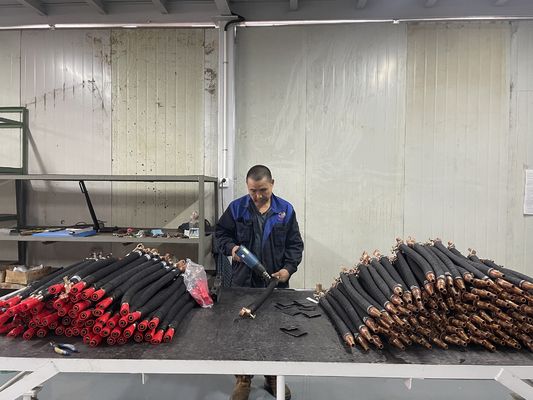 Cnc đồng nước làm mát cáp cáp thứ cấp cho máy hàn điểm di động
