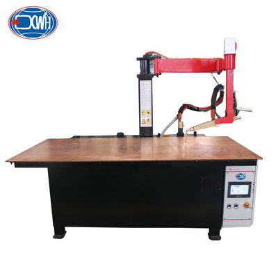 Máy hàn cánh tay xoay được làm mát bằng nước với cài đặt thực địa và hỗ trợ trực tuyến
