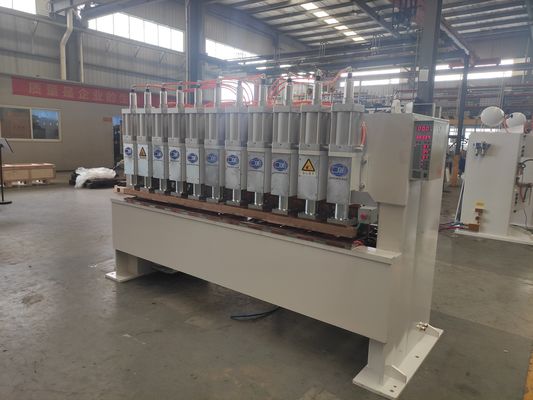 Máy hàn điểm đa đầu cửa kẽm tự động